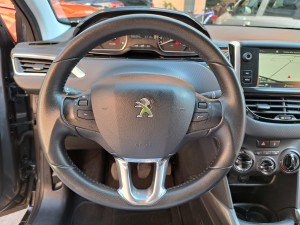 Peugeot 2008 grigio (17)