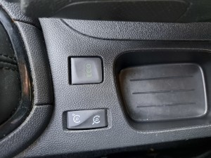 Renault clio IV bianca (16)