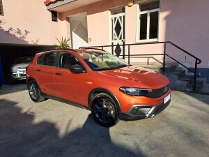 Fiat tipo cross (8)