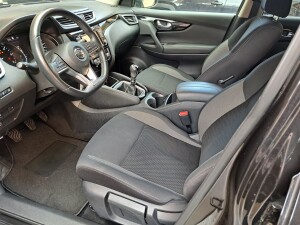 Nissan Qasqhai nero (12)