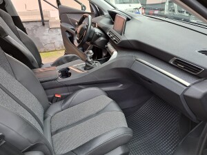 Peugeot 3008 Allure nero (15)