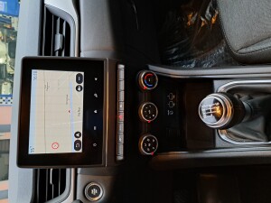 Renault Captur 2022 bianco (14)