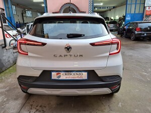 Renault Captur 2022 bianco (8)