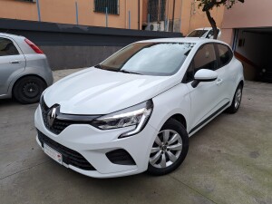 Renault Clio V (1)