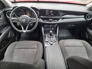 Alfa Stelvio rossa crescenzo automobili (13)