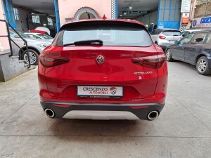 Alfa stelvio rossa (9)